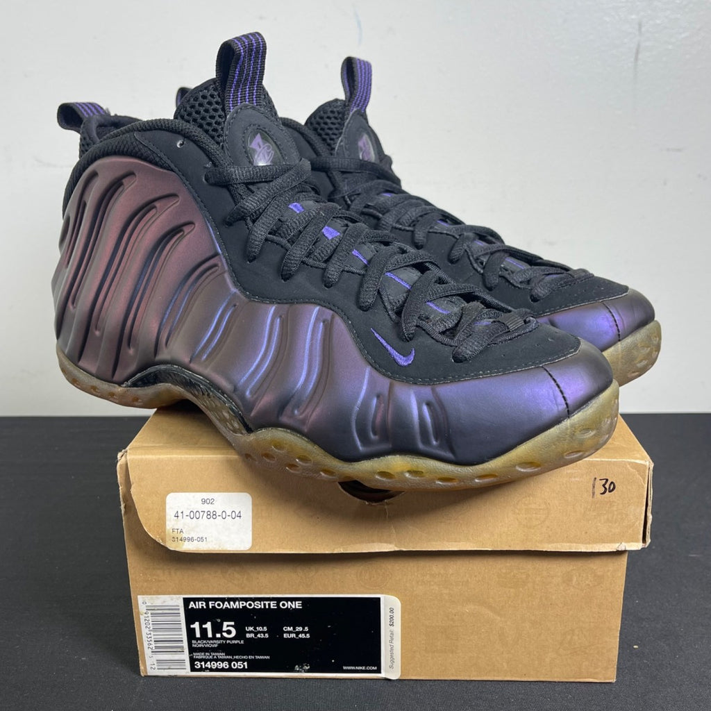 Nike Air Foamposite One Eggplant 11.5 (Moderately Worn Pre-Owned)NikeBlack/Varsity Purple - Image 1