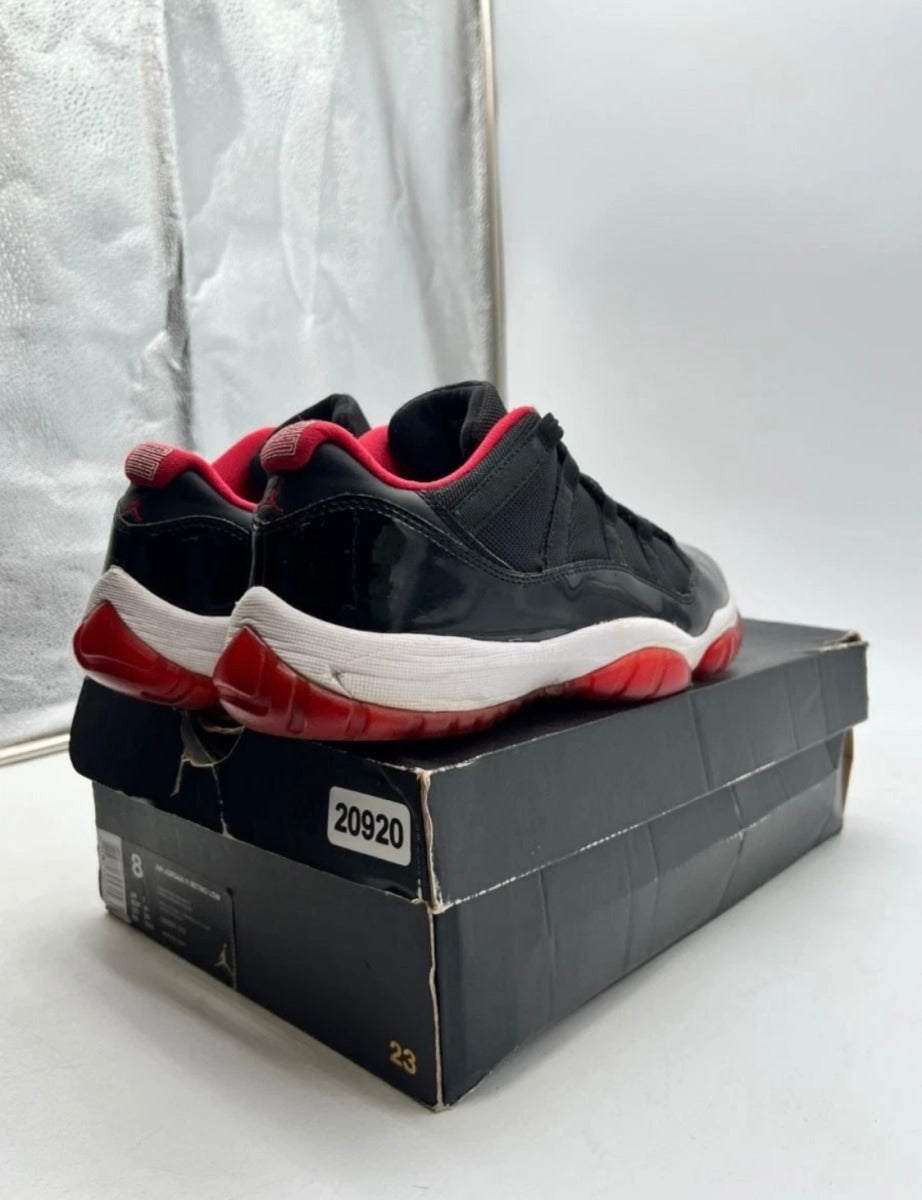 Jordan 11 Retro Low Bred (2015) 8 (Heavily Worn Pre-Owned)JordanBlack/True Red-White - Image 5