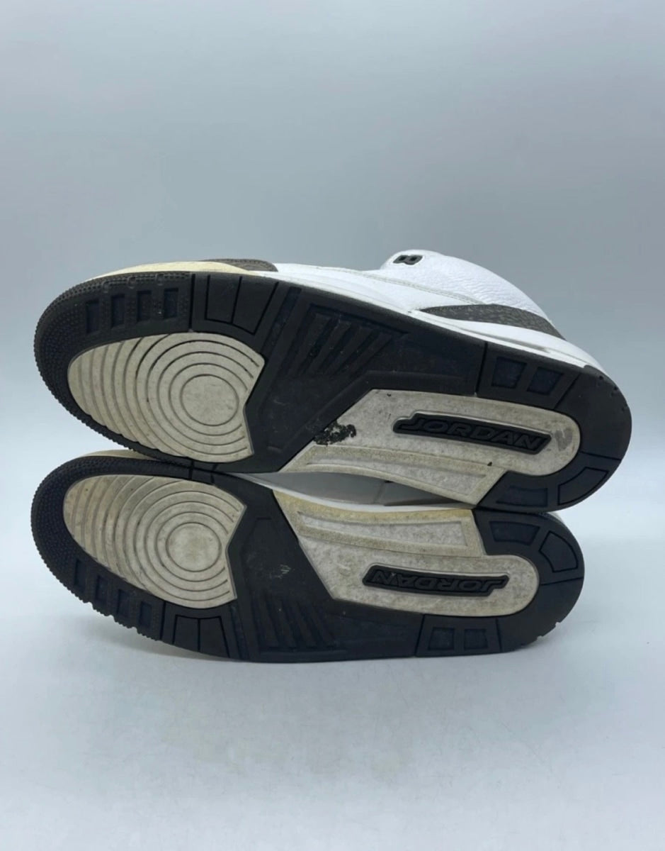 Jordan 3 Retro Mocha (2018) 13 (Heavily Worn Pre-Owned)JordanWhite/Dark Mocha-Chrome - Image 7