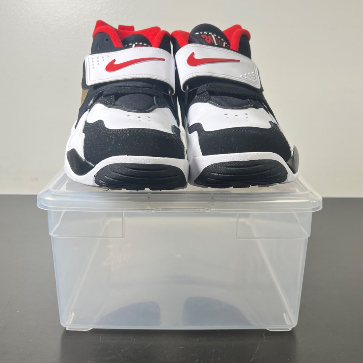 Nike Air Diamond Turf 49ers (2025) 13 (Lightly Worn Pre-Owned)NikeWhite/Fire Red/Black/Metallic Gold - Image 2