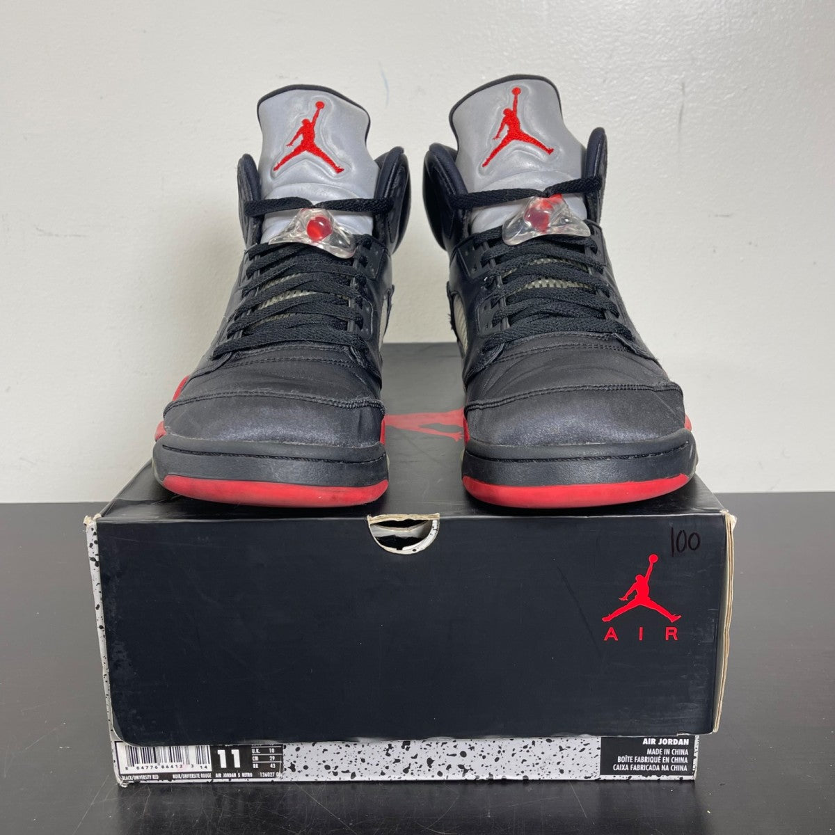 Jordan 5 Retro Satin Bred 11 (Moderately Worn Pre-Owned)JordanBlack/University Red - Image 2