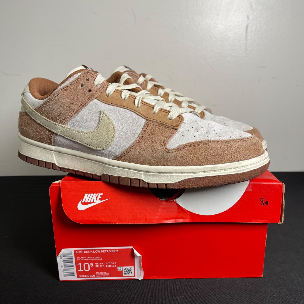 Nike Dunk Low Medium Curry (Size 10.5) - aux