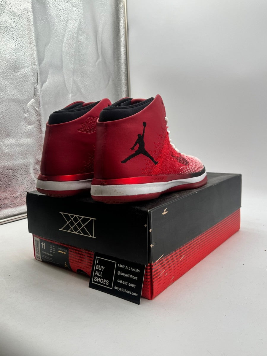 Jordan XXX1 Chicago 11 (Moderately Worn Pre-Owned) - Image 5