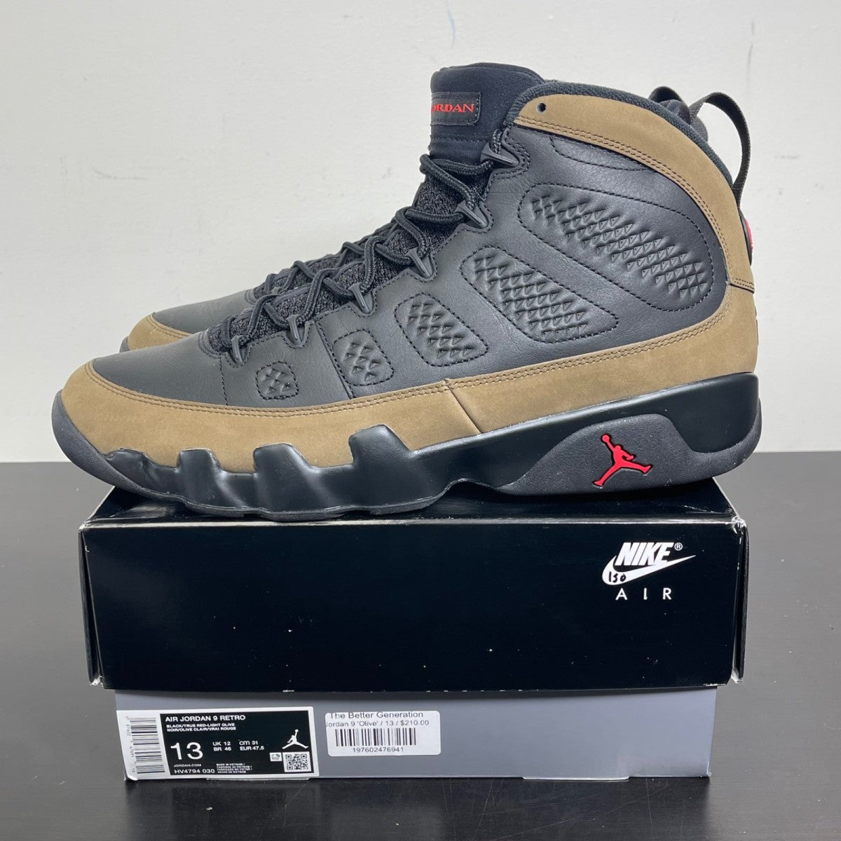 Jordan 9 Retro Olive (2024) 13 (Moderately Worn Pre-Owned)JordanBlack/True Red/Light Olive - Image 3