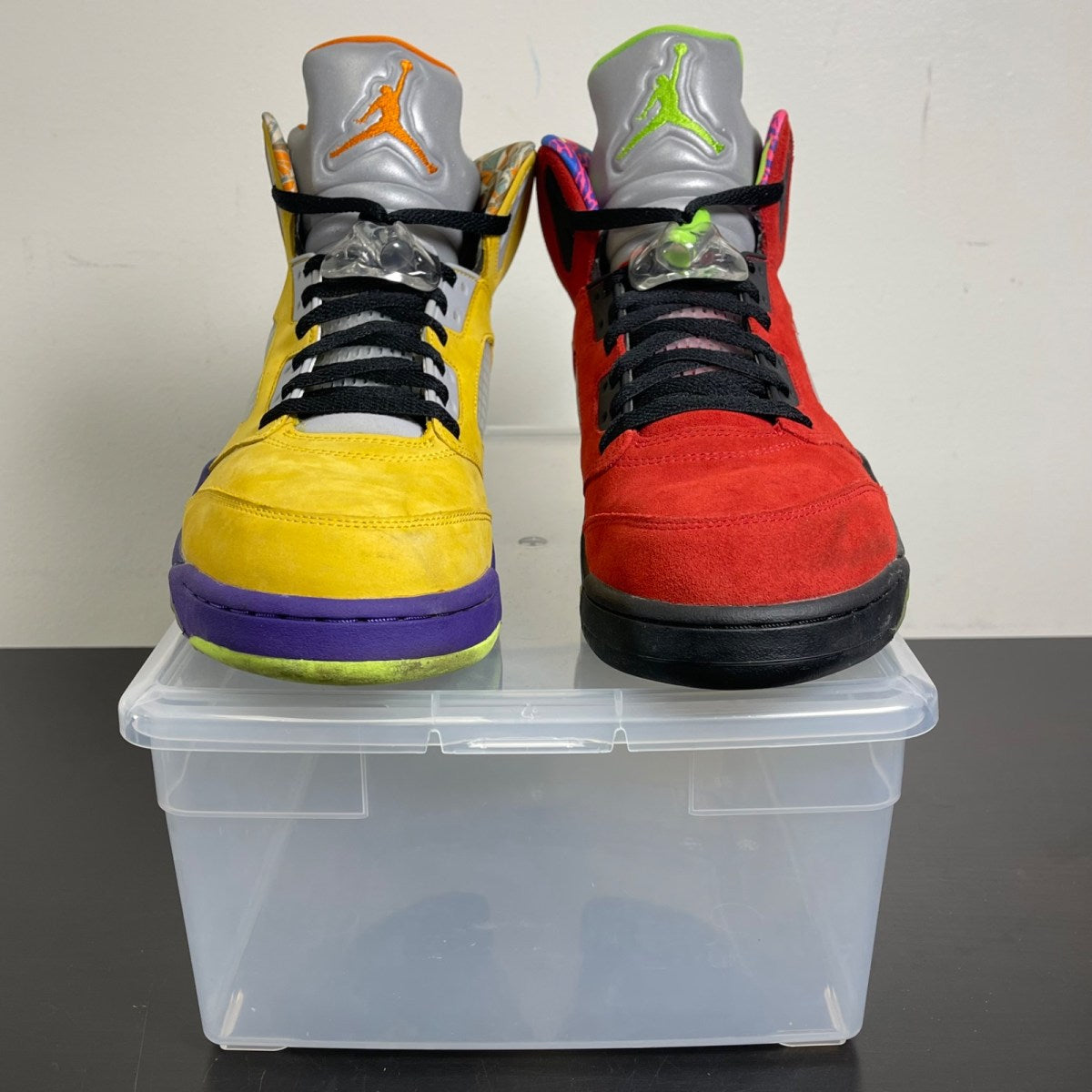 Jordan 5 Retro What The 12 (Moderately Worn Pre-Owned)JordanVarsity Maize/Court Purple-Ghost Green-Solar Orange - Image 2