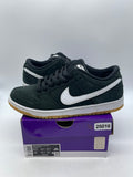 Nike SB Dunk Low Pro Black Gum 8.5 (Moderately Worn Pre-Owned)NikeBlack/White/Black/Gum Light Brown - Image 1