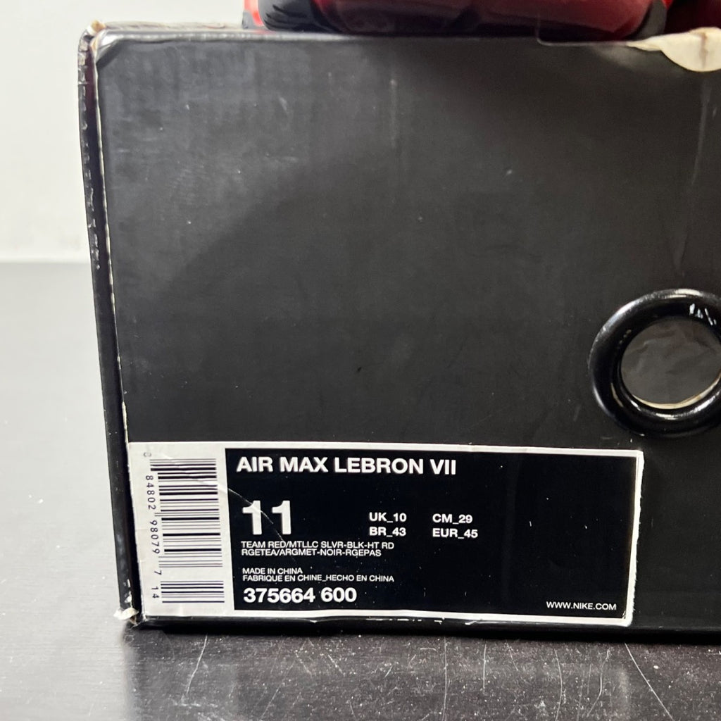 Nike LeBron 7 Christmas (2009) 11 (Moderately Worn Pre-Owned)NikeTeam Red/Metallic Silver-Black-Hot Red - Image 5