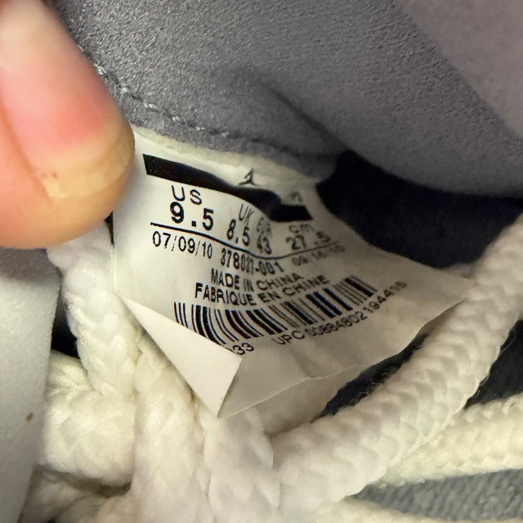 Jordan 11 Retro Cool Grey (2010) (Size 9.5)