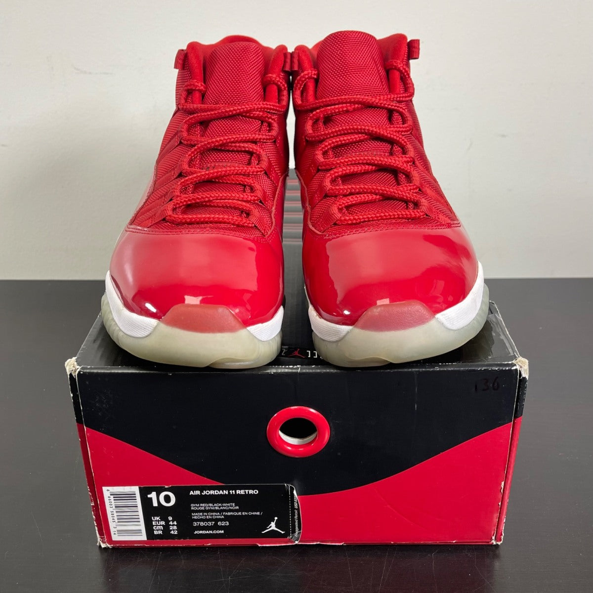 Jordan 11 Retro Win Like 96 10 (Moderately Worn Pre-Owned)JordanGym Red/Black-White - Image 2