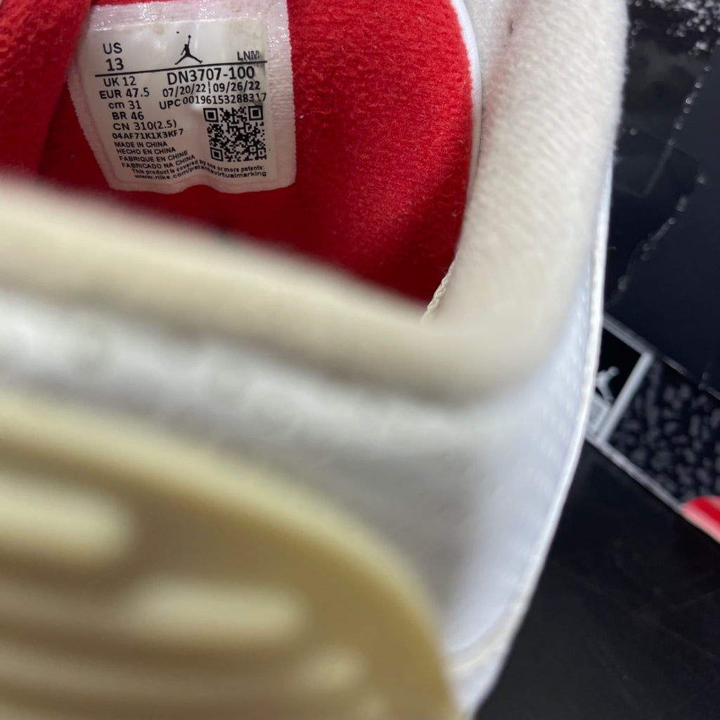 Jordan 3 Retro White Cement Reimagined 13 (Moderately Worn Pre-Owned)JordanSummit White/Fire Red/Black/Cement Grey - Image 6