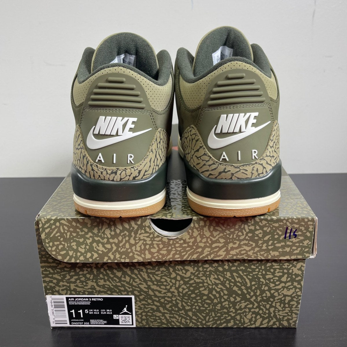Jordan 3 Retro Family Affair 11.5 (Moderately Worn Pre-Owned)JordanMedium Olive/Sequoia/Neutral Olive/Sail/Total Crimson - Image 4