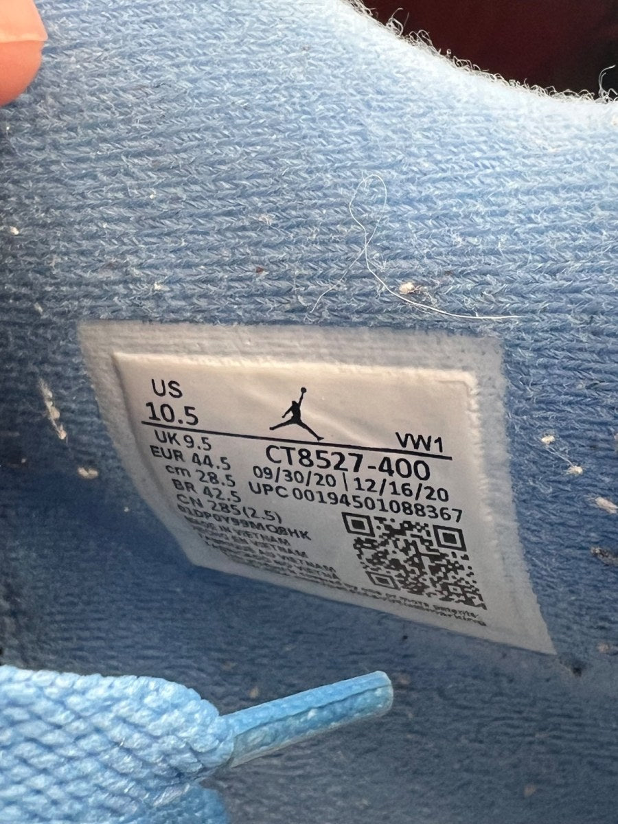 Jordan 4 Retro University Blue 10.5 (Heavily Worn Pre-Owned) - Image 9