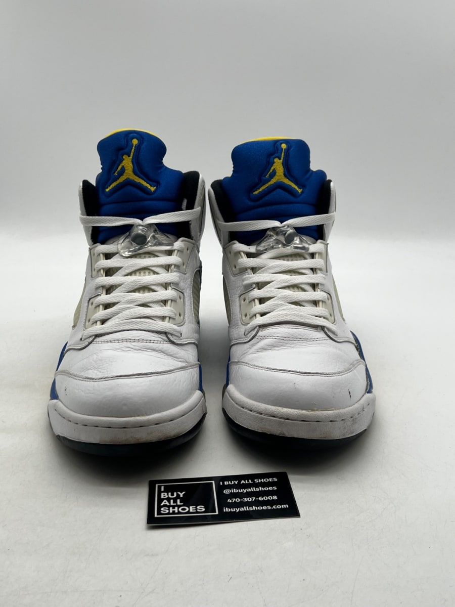 Jordan 5 Retro Laney (2013) 13 (Heavily Worn Pre-Owned) - Image 2