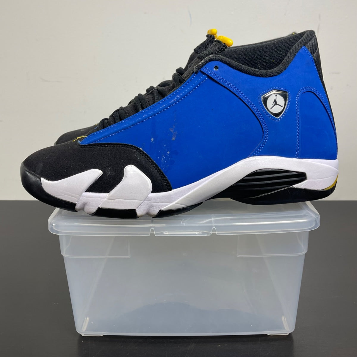 Jordan 14 Retro Laney (2023) 11.5 (Moderately Worn Pre-Owned)JordanVarsity Royal/Black-Varsity Maize-White - Image 4