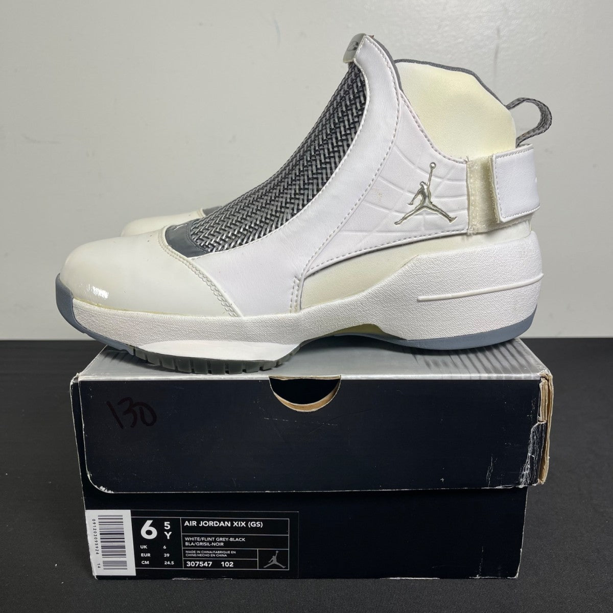 Air Jordan 19 OG GS 'Flint' 2004 (Size 6.5) - Image 3