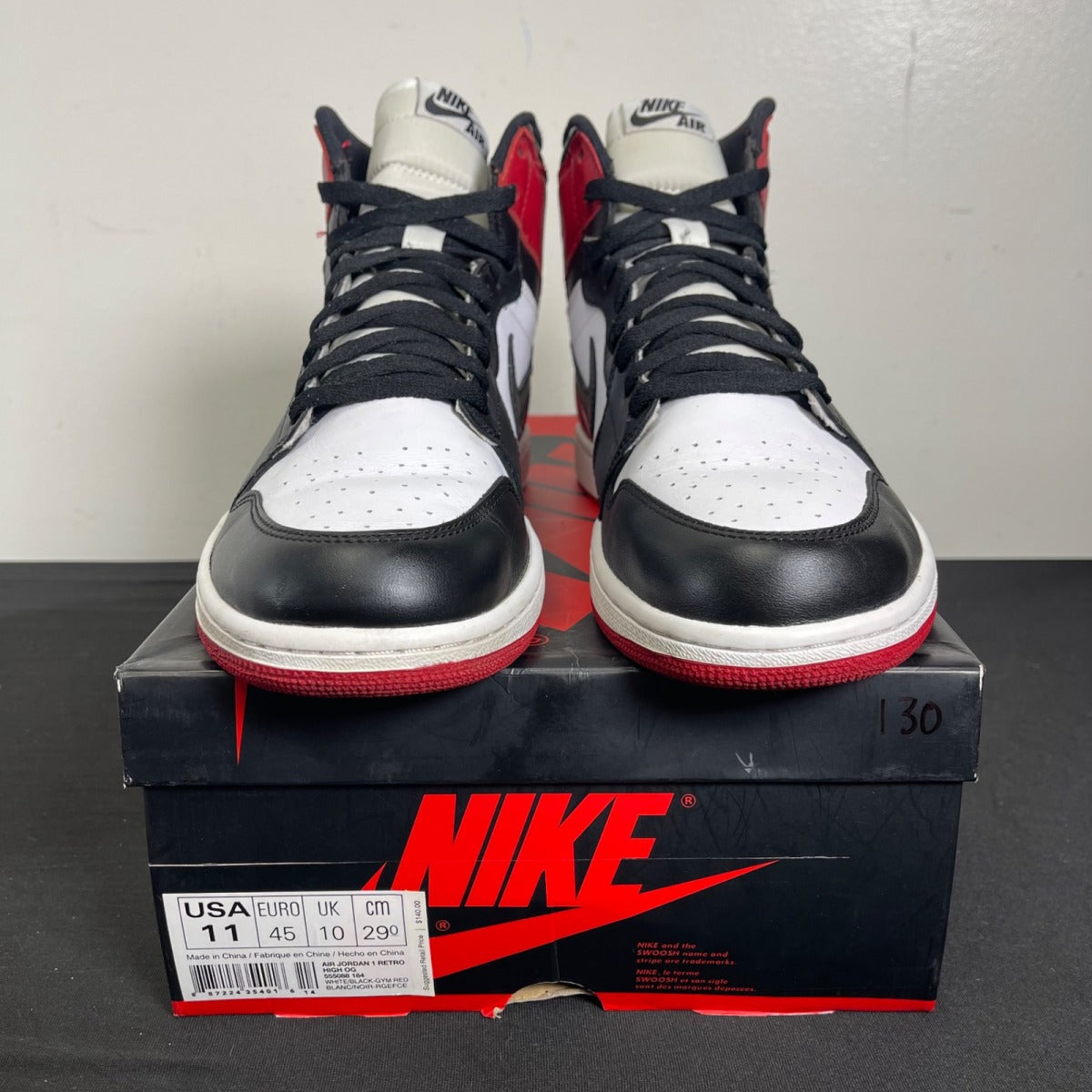 Jordan 1 Retro Black Toe (2013) 11 (Moderately Worn Pre-Owned)JordanWhite/Black-Gym Red - Image 2