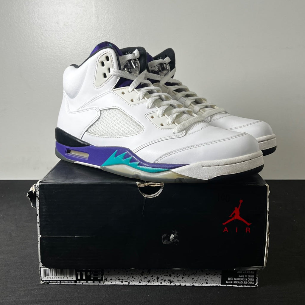 Jordan 5 Retro Grape (2013) 11.5 (Lightly Worn Pre-Owned)JordanWhite/Emerald-New Grape-Ice Blue - Image 1