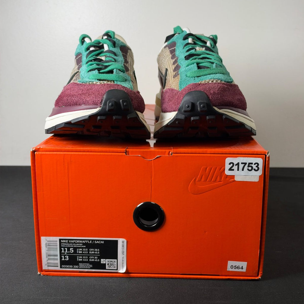 Nike Vaporwaffle sacai Villain Red Neptune Green (Size 11.5) - Image 2