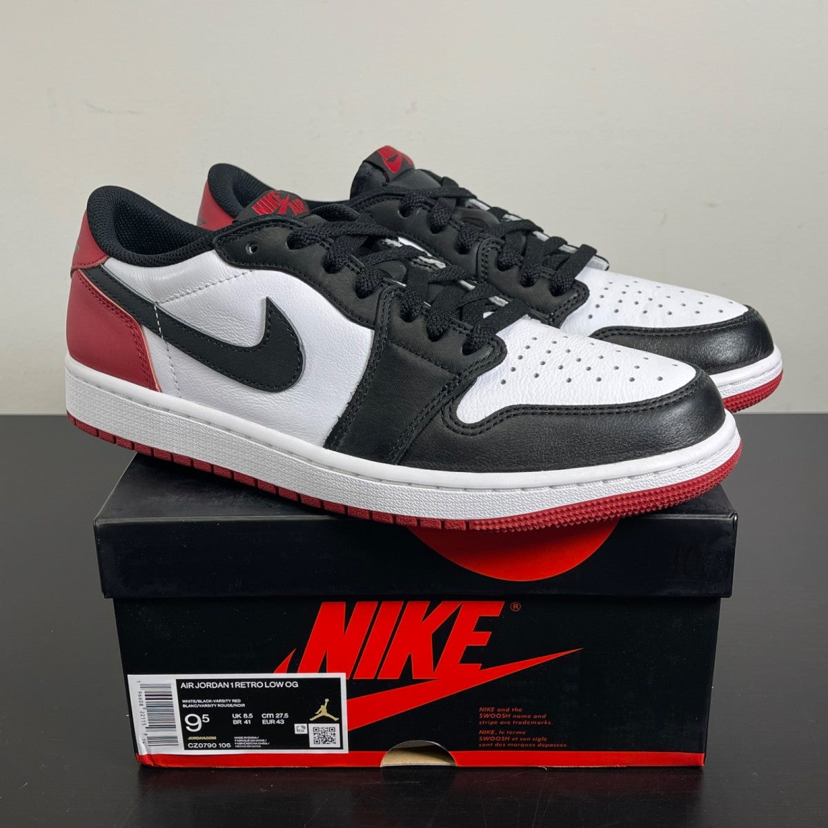 Jordan 1 Retro Low OG Black Toe (2023) 9.5 (Moderately Worn Pre-Owned)JordanWhite/Black/Varsity Red - Image 1