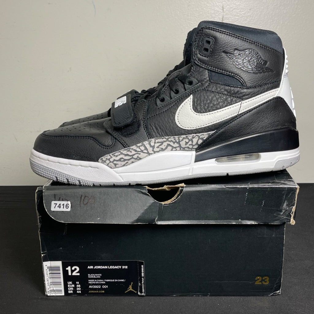 Jordan Legacy 312 Black White (Size 12) - Image 3