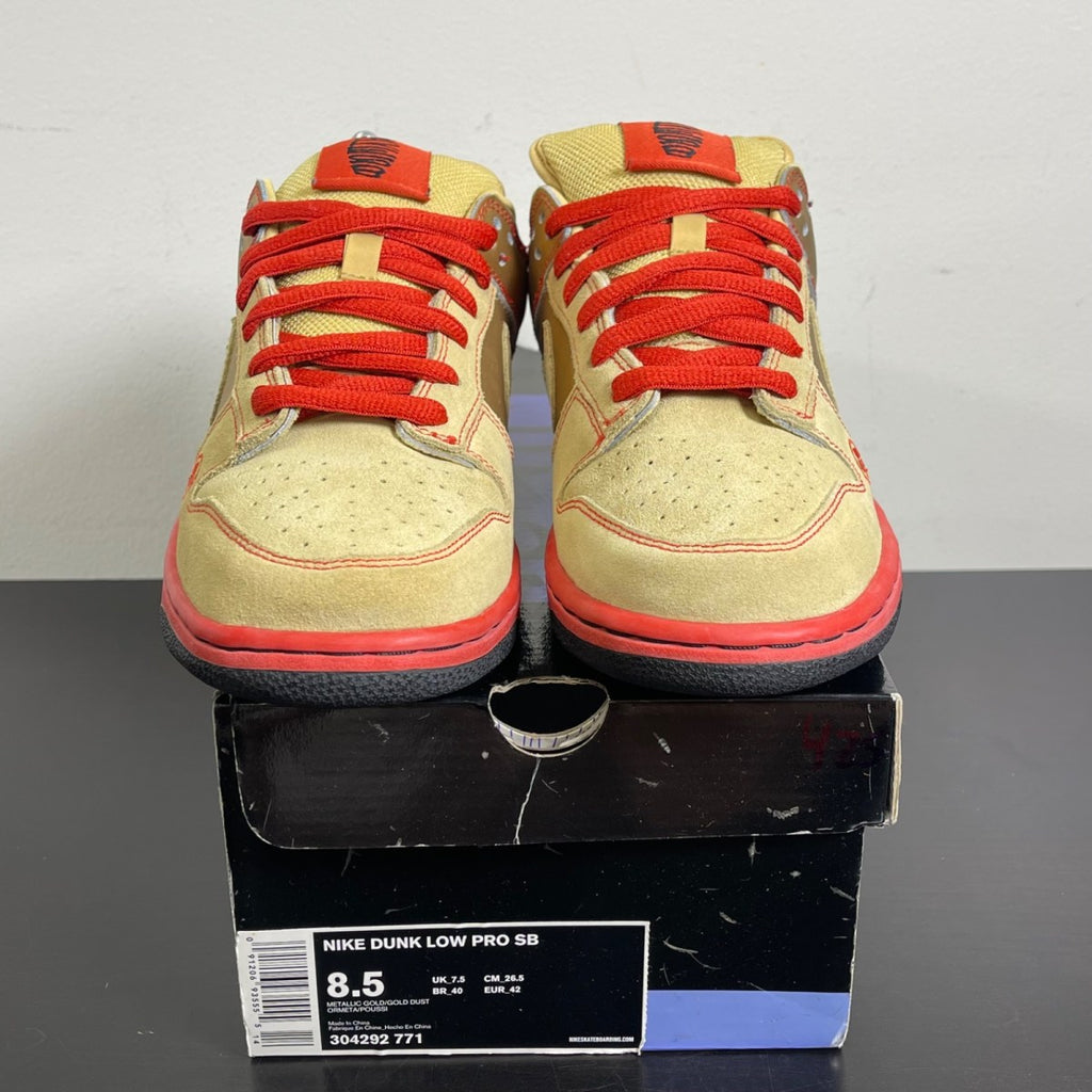 Nike SB Dunk Low Money Cat 8.5 (Moderately Worn Pre-Owned)NikeGold Dust/Metallic Gold - Image 2