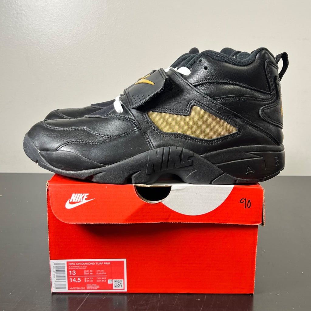 Nike Air Diamond Turf Signing Day 13 (Lightly Worn Pre-Owned)NikeBlack/Metallic Gold - Image 5