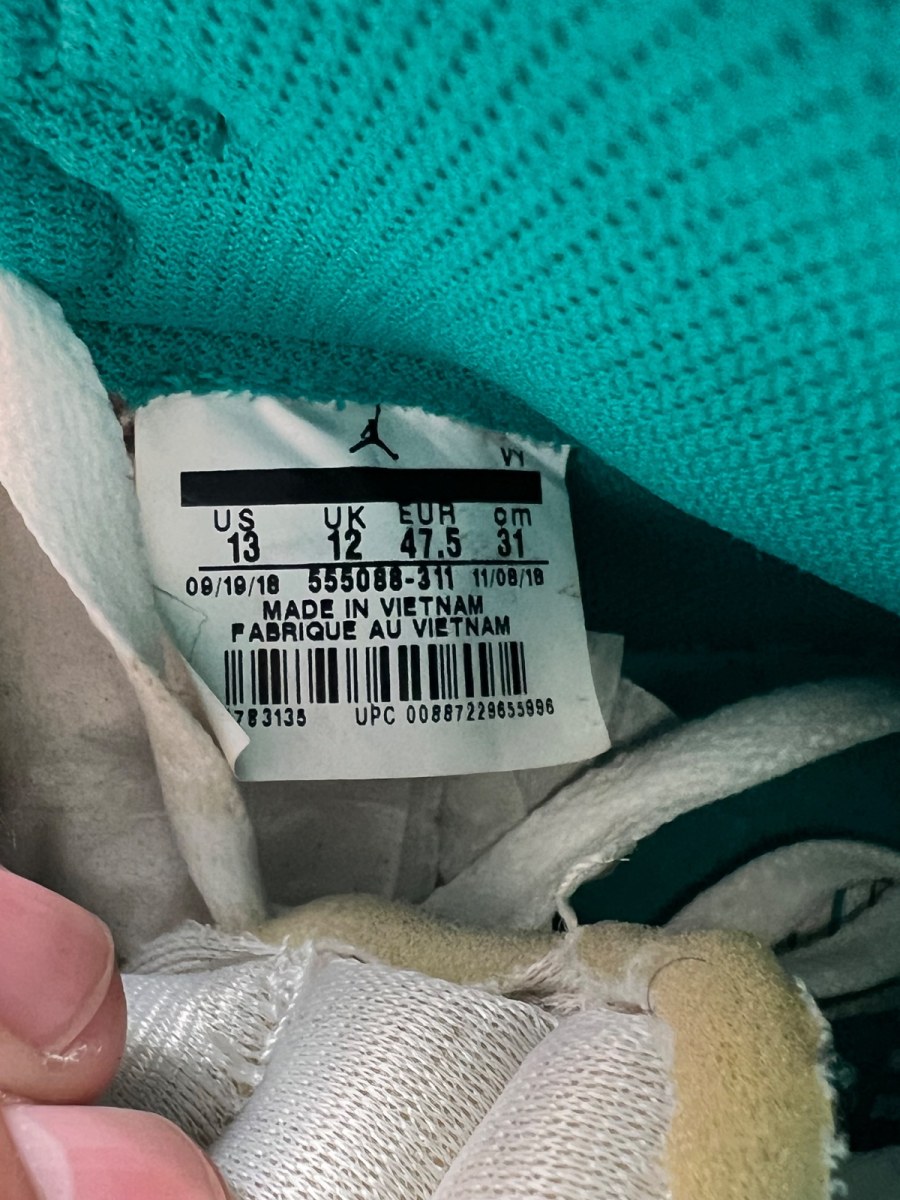 Jordan 1 Retro High Turbo Green 13 (Lightly Worn Pre-Owned) - Image 8