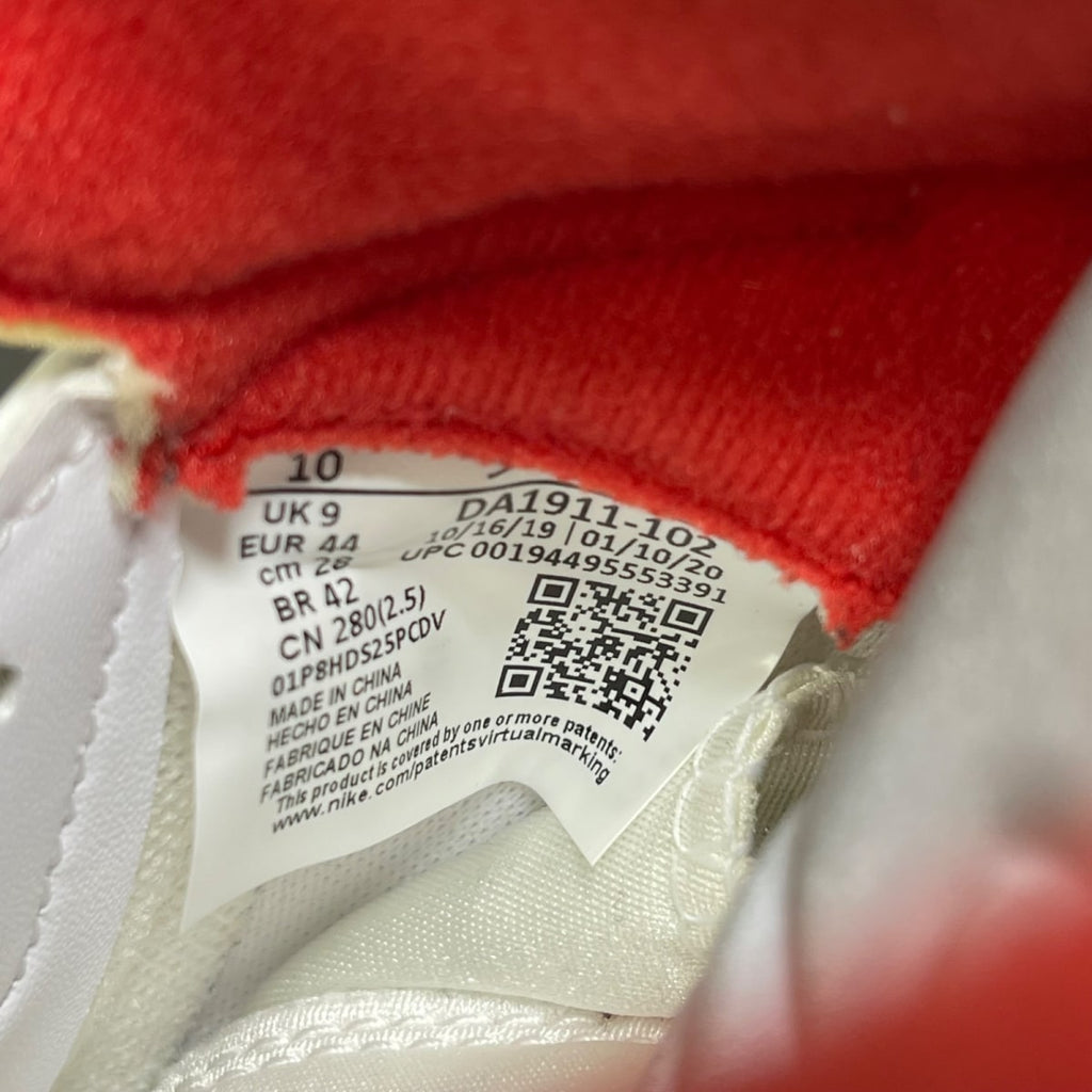 Jordan 5 Retro Fire Red Silver Tongue (2020) 10 (Moderately Worn Pre-Owned)JordanWhite/Black-Metallic Silver-Fire Red - Image 6
