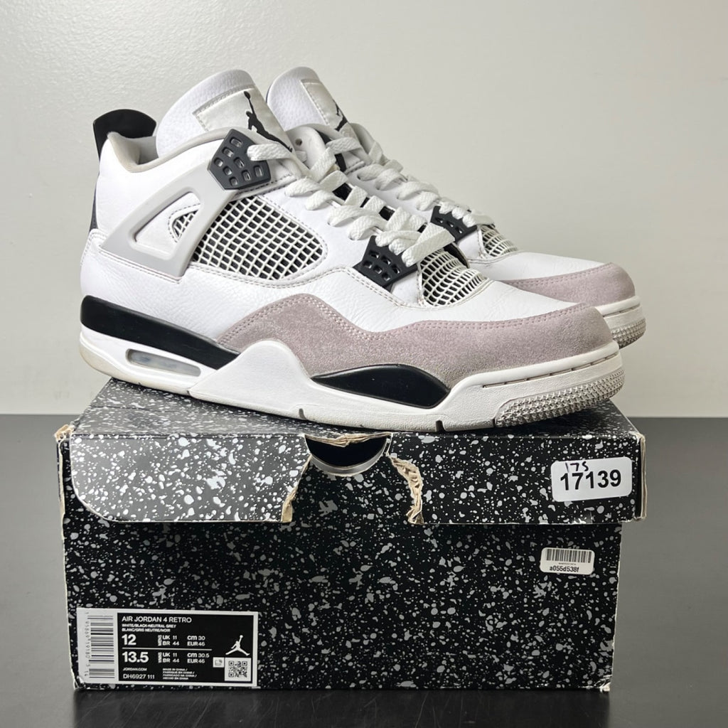Jordan 4 Retro Military Black 12 (Moderately Worn Pre-Owned)JordanWhite/Black-Neutral Grey - Image 1