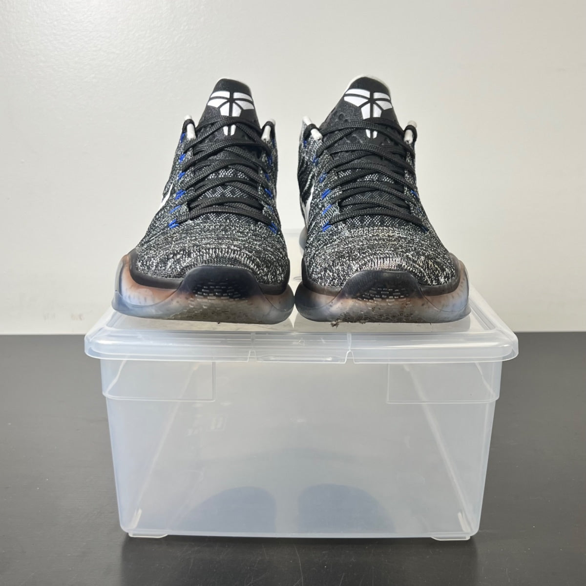 Nike Kobe 10 Elite HTM Oreo 10 (Lightly Worn Pre-Owned)NikeBlack/White-Game Royal - Image 2