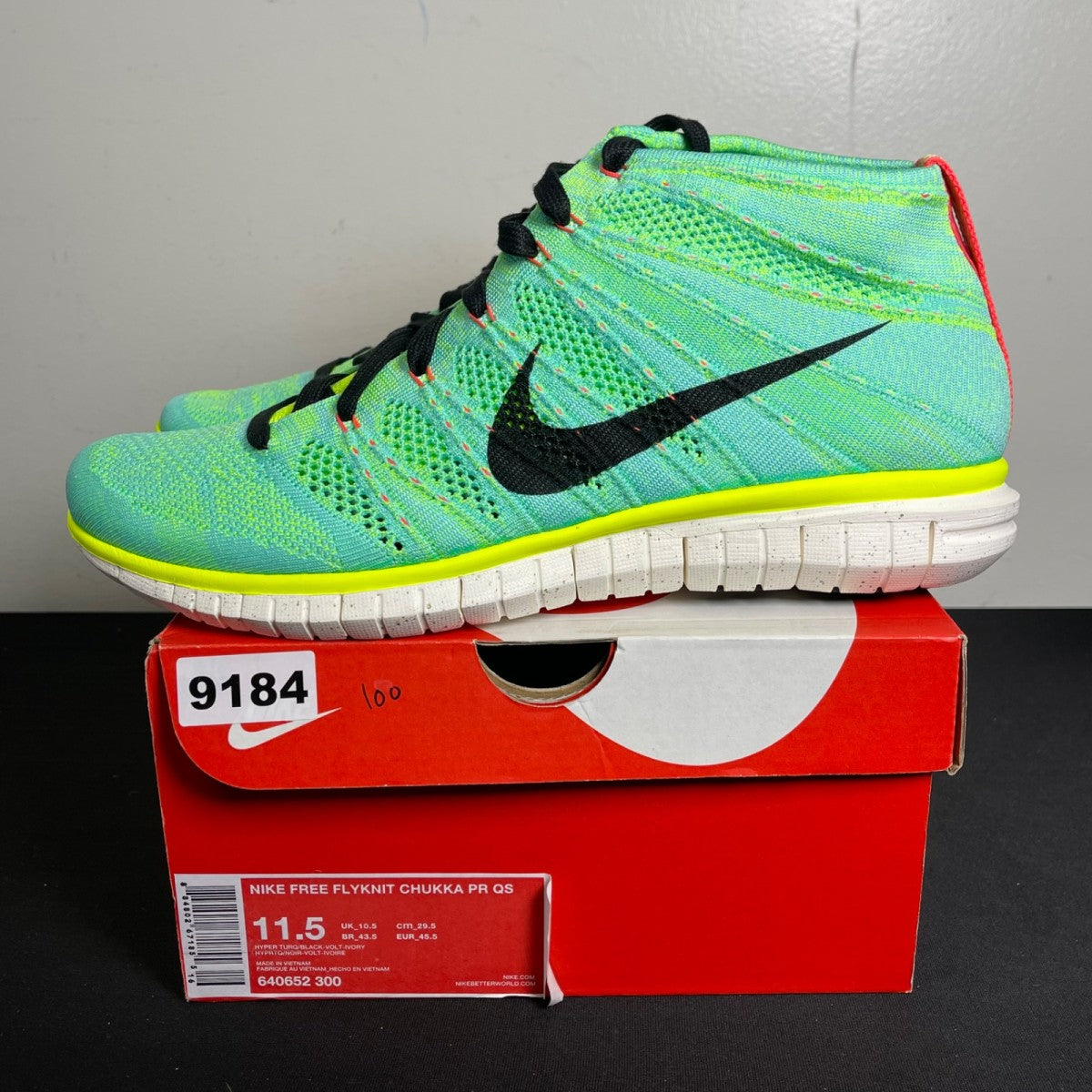 Nike Free Flyknit Chukka Hyper Turquoise (Size 11.5) - Image 3