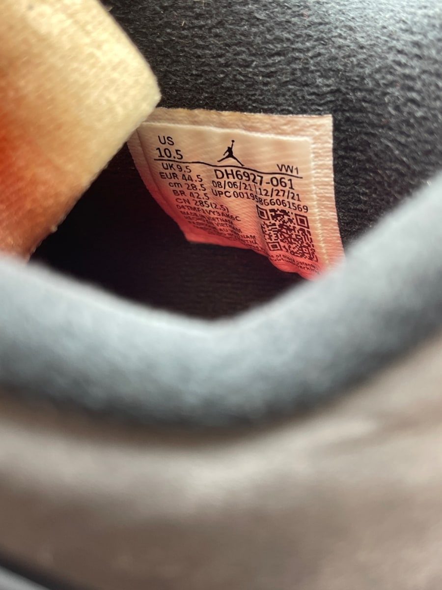 Jordan 4 Retro Infrared 10.5 (Moderately Worn Pre-Owned) - Image 8