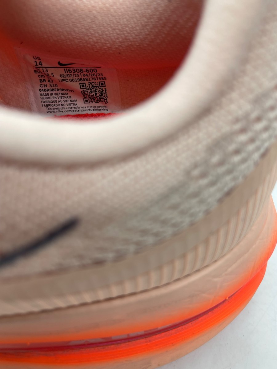 Nike Air Zoom Pegasus Premium Washed Coral 14 (Moderately Worn Pre-Owned)NikeWashed Coral/Hyper Orange/Crimson Tint/Gridiron - Image 8