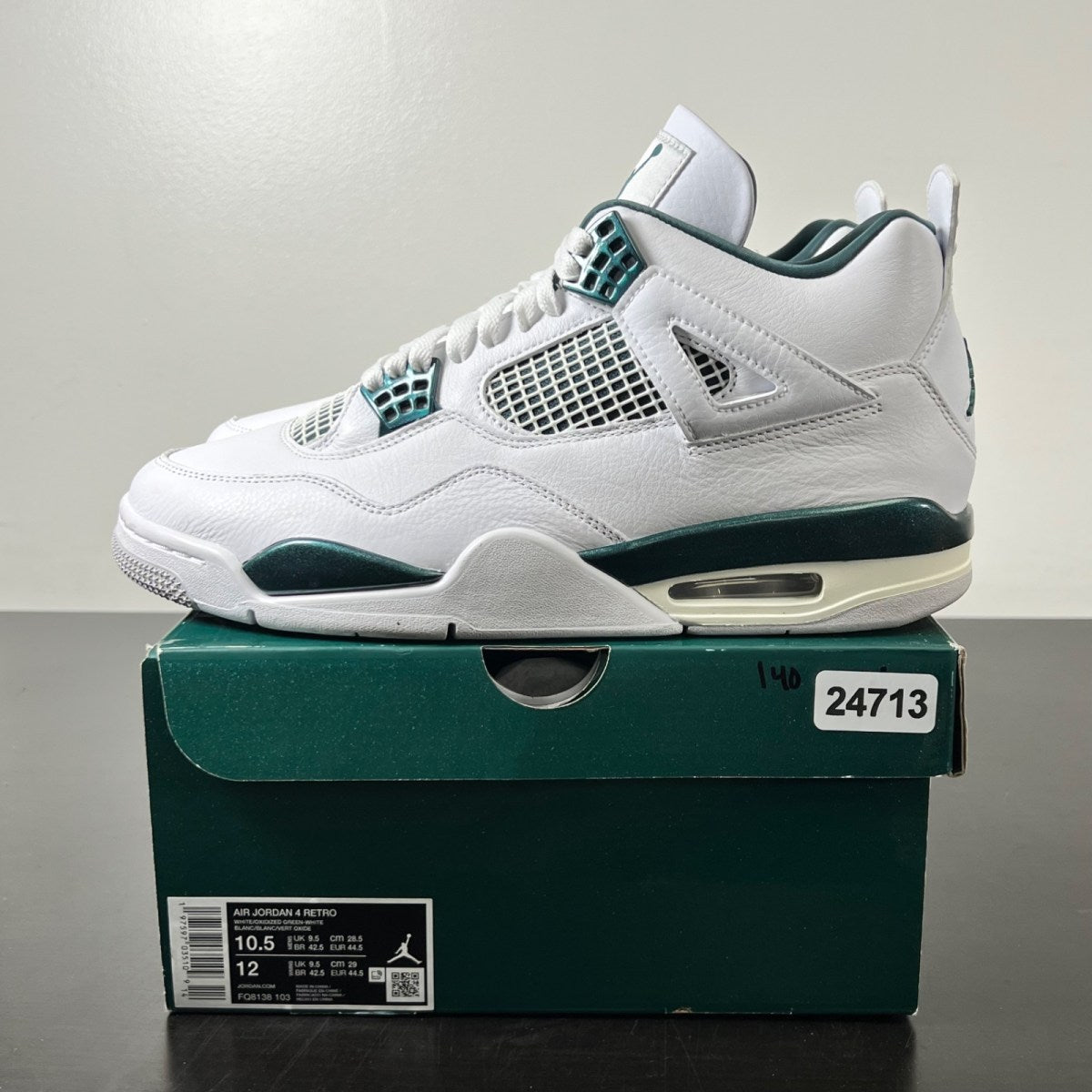Jordan 4 Retro Oxidized Green 10.5 (Lightly Worn Pre-Owned)JordanWhite/Oxidized Green/White/Neutral Grey - Image 3