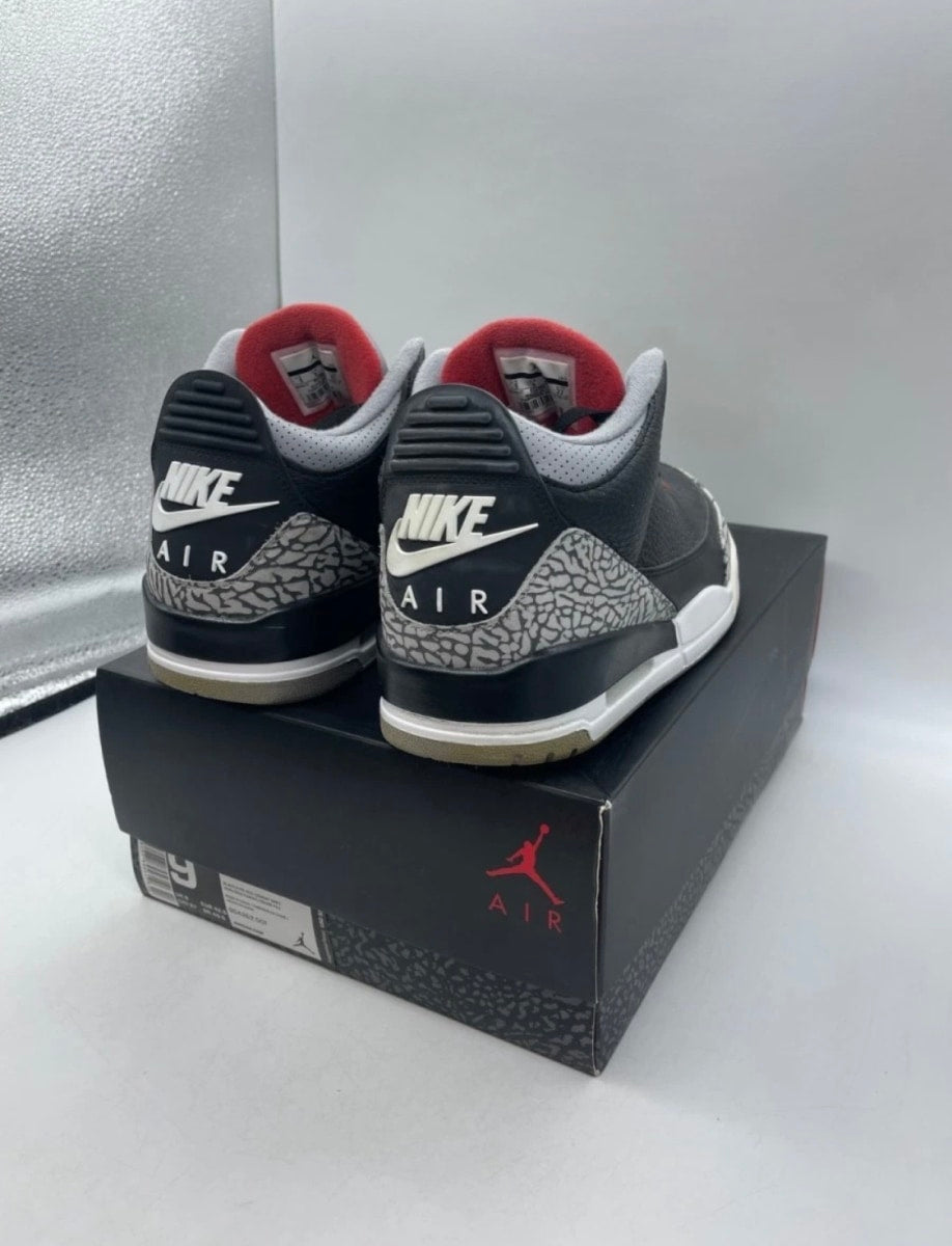 Jordan 3 Retro Black Cement (2018) 9 (Lightly Worn Pre-Owned)JordanBlack/Fire Red-Cement Grey-White - Image 4
