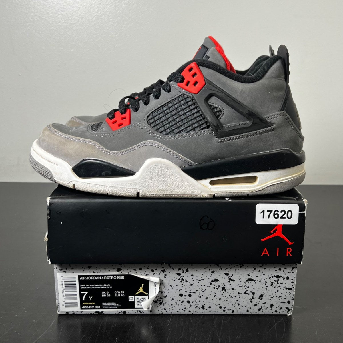 Jordan 4 Retro Infrared (GS) 7Y (Heavily Worn Pre-Owned)JordanDark Grey/Infrared 23-Black-Cement Grey - Image 3