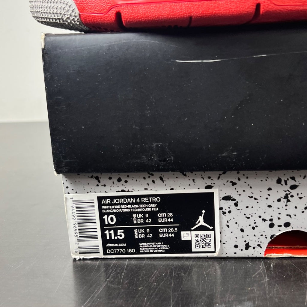 Jordan 4 Retro Fire Red (2020) 10 (Moderately Worn Pre-Owned)JordanWhite/Black-Tech Grey-Fire Red - Image 4