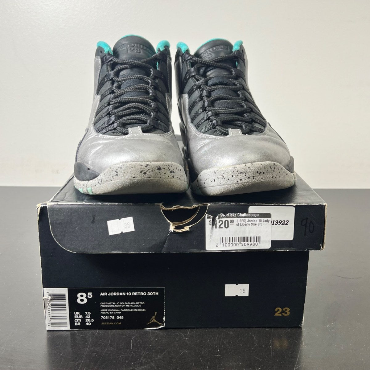 Jordan 10 Retro Lady of Liberty 30th Anniversary 8.5 (Lightly Worn Pre-Owned)JordanDust/Metallic Gold-Black-Retro - Image 2