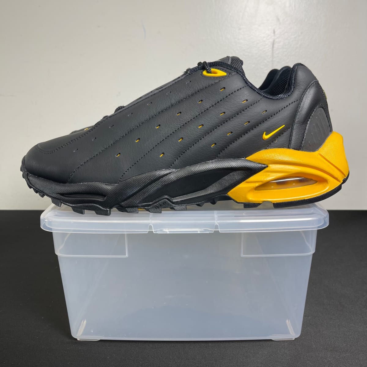 Nike Hot Step Air Terra Drake NOCTA Black Yellow (Size 10) - aux