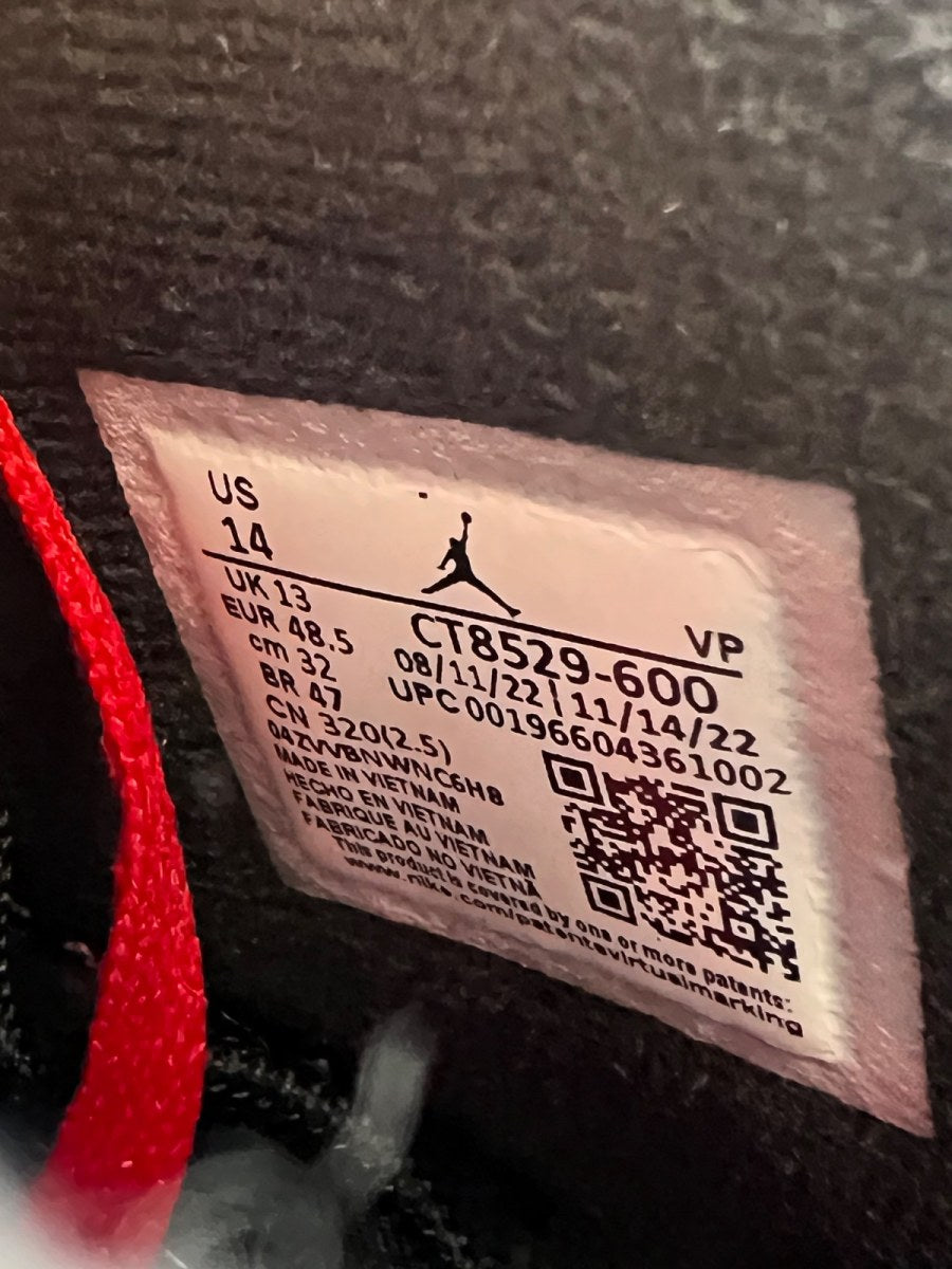Jordan 6 Retro Toro Bravo 14 (Lightly Worn Pre-Owned)JordanVarsity Red/Black - Image 6