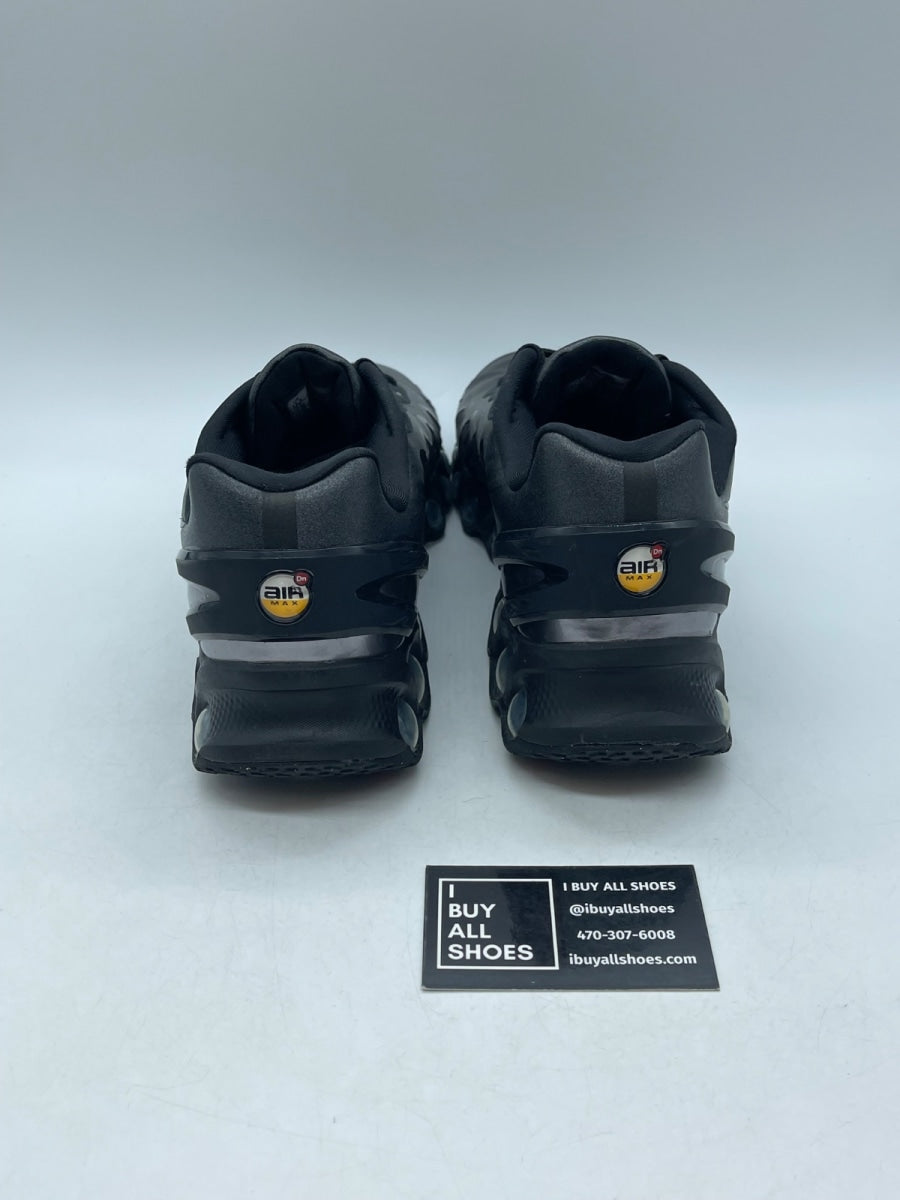 Nike Air Max Dn8 Black Metallic Dark Grey (Women's) 11.5W (Moderately Worn Pre-Owned) - Image 3