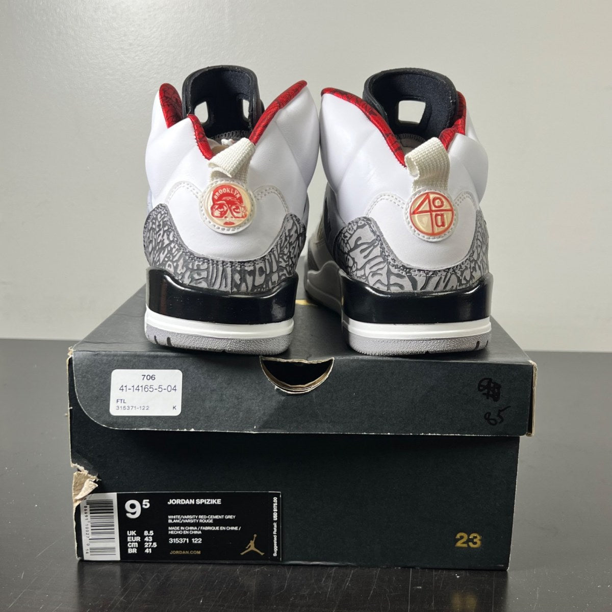 Jordan Spizike White Cement (2017) 9.5 (Lightly Worn Pre-Owned)JordanWhite/Varsity Red-Cement Grey-Black-Dark Grey - Image 5