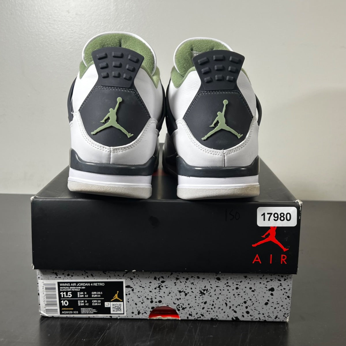 Jordan 4 Retro Seafoam (Women's) 11.5W (Moderately Worn Pre-Owned)JordanWhite/Seafoam/Dark Ash/Neutral Grey - Image 4