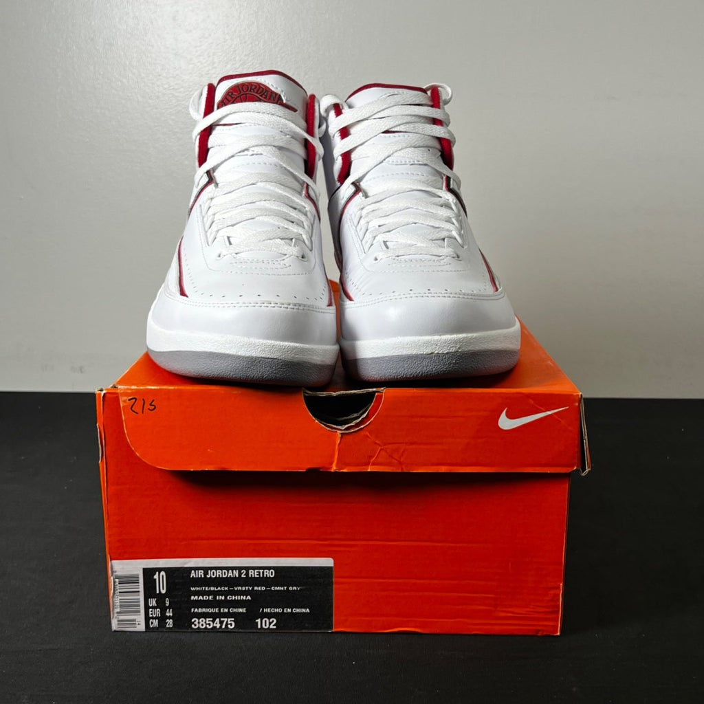 Jordan 2 Retro White Red (2014) 10 (New Pre-Owned)JordanWhite/Black-Varsity Red-Cement Grey - Image 2