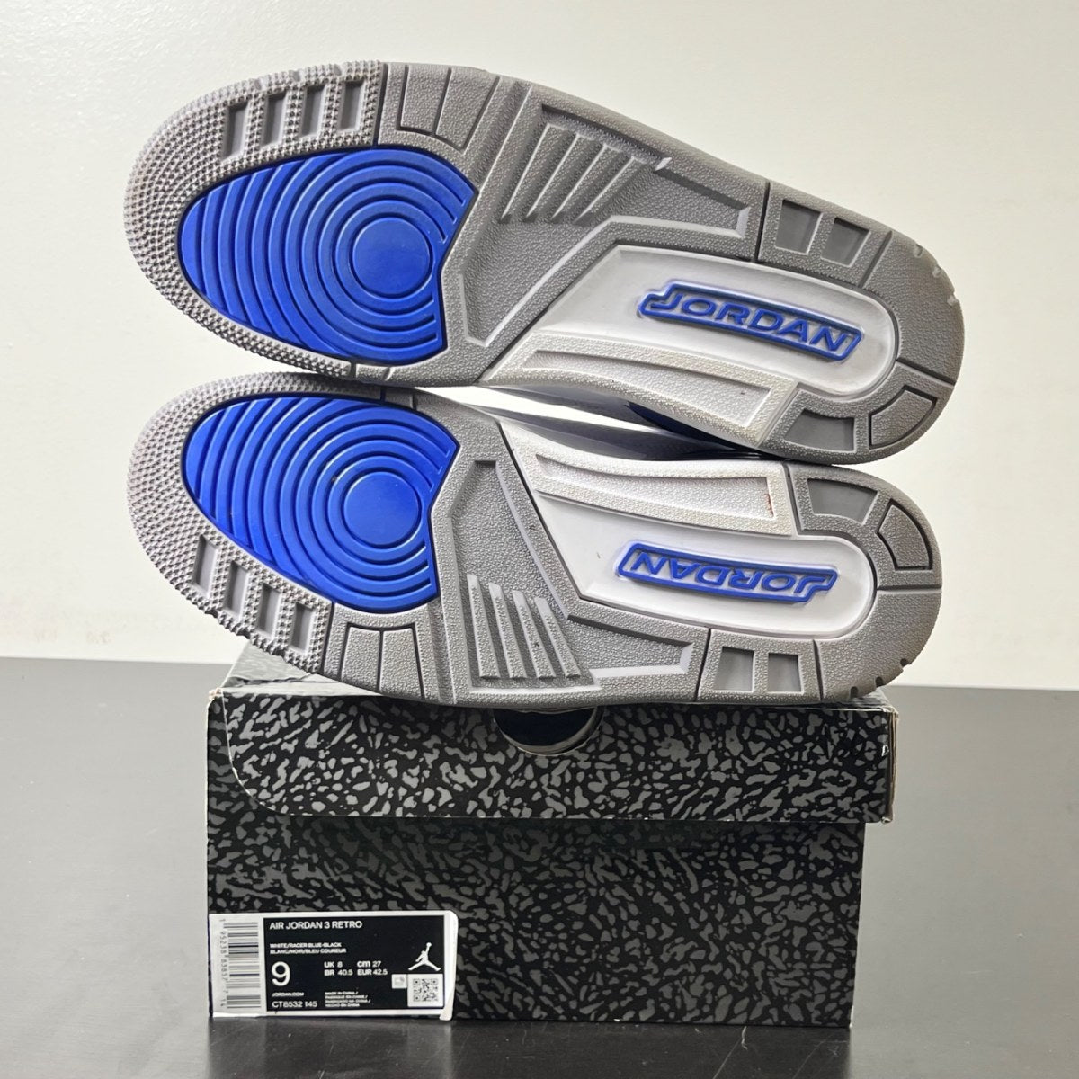 Jordan 3 Retro Racer Blue (Size 9) Lightly Worn - Image 5