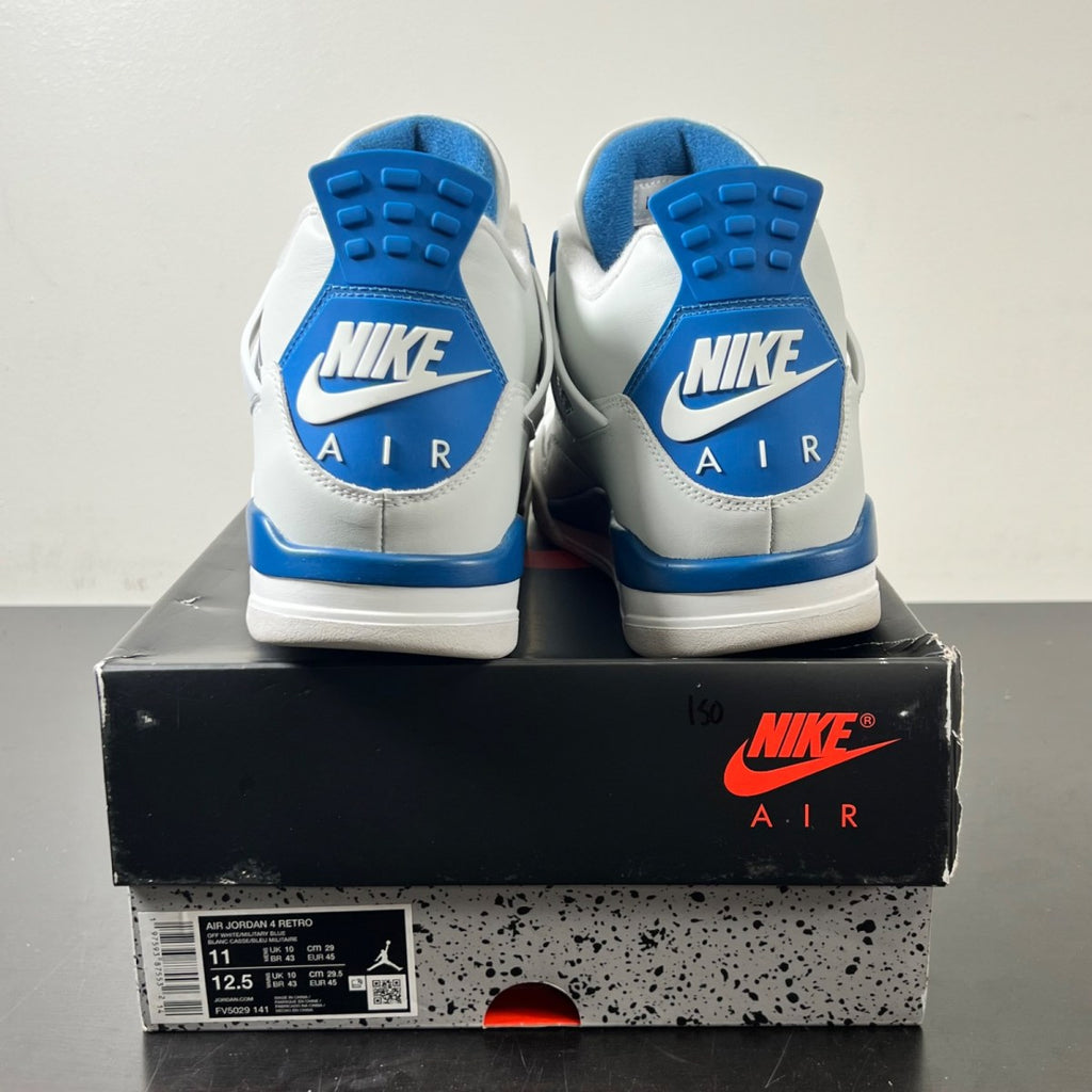 Jordan 4 Retro Military Blue (2024) 11 (Lightly Worn Pre-Owned)JordanOff-White/Military Blue/Neutral Grey - Image 4