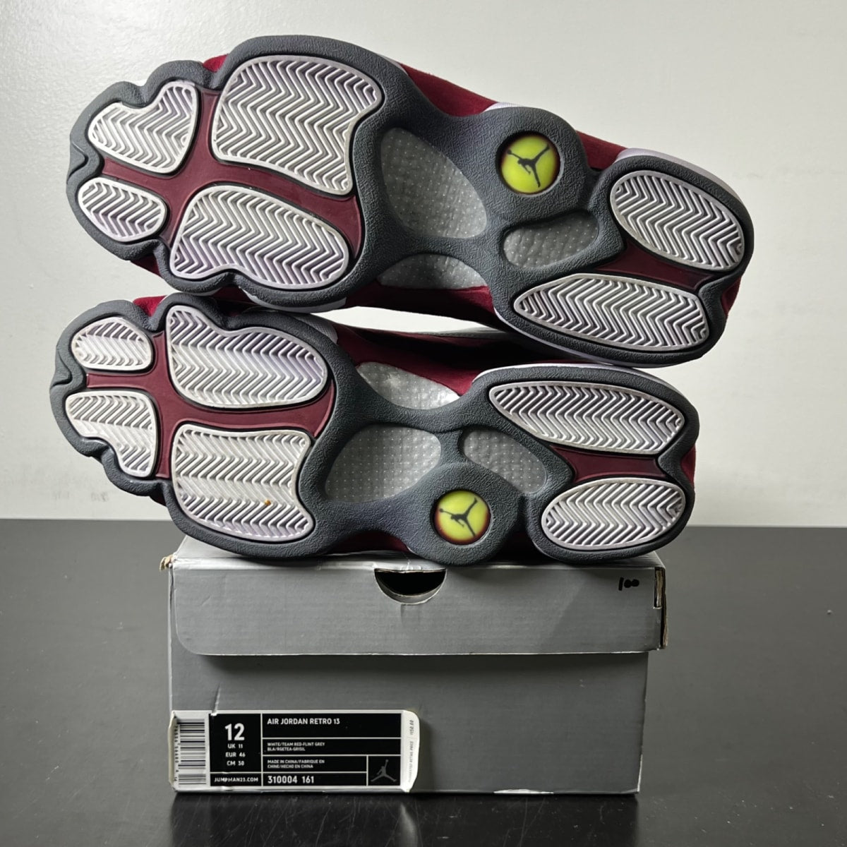 Jordan 13 Retro Grey Toe (2005) 12 (Moderately Worn Pre-Owned)JordanWhite/Team Red-Flint Grey - Image 6