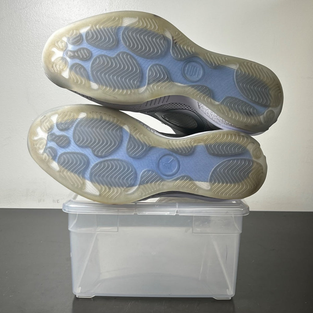 Jordan 2010 Silver Anniversary 13 (Moderately Worn Pre-Owned)JordanMetallic Silver/Metallic Silver-White-University Grey - Image 5