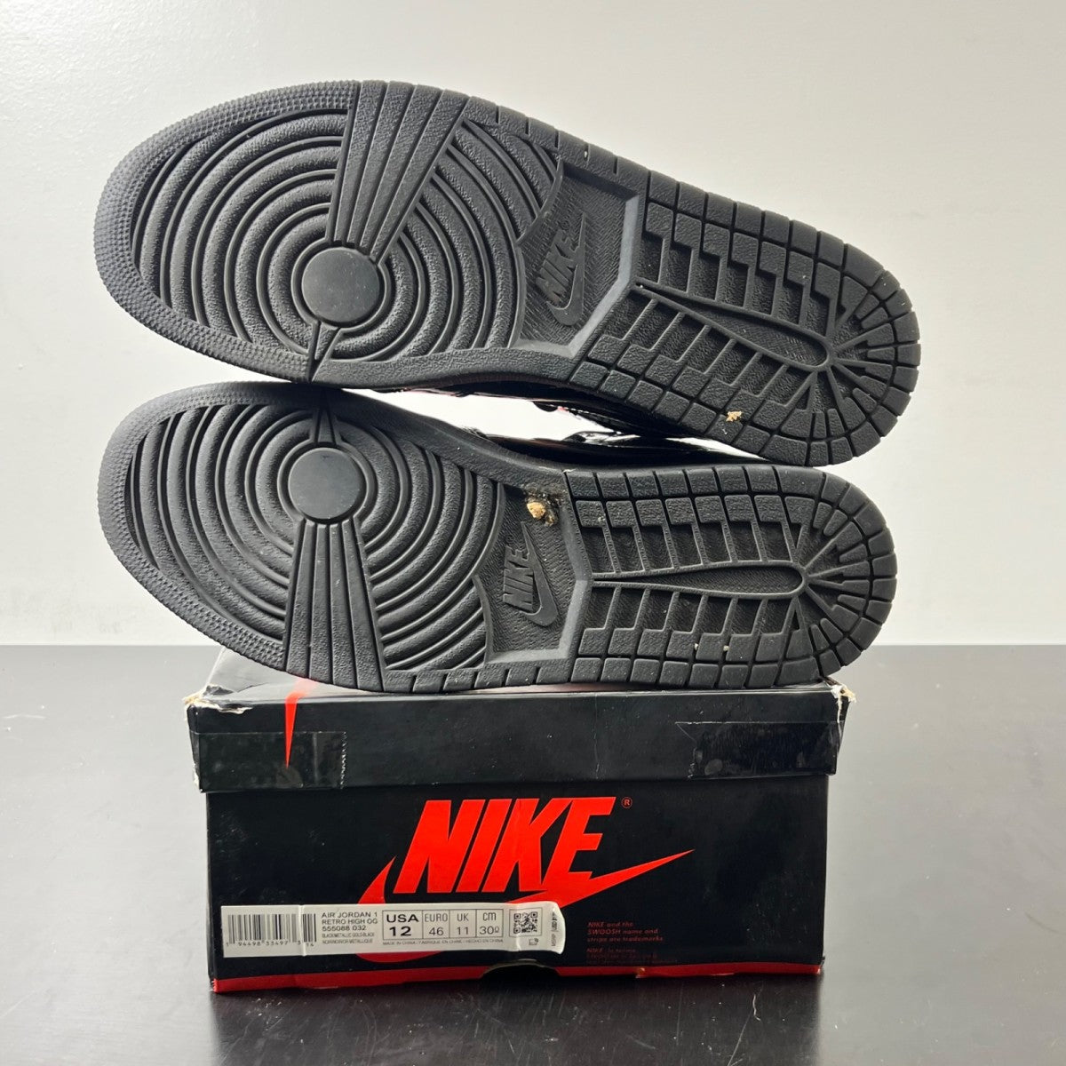 Jordan 1 Retro High Black Metallic Gold (2020) 12 (Heavily Worn Pre-Owned)JordanBlack/Black-Metallic Gold - Image 6