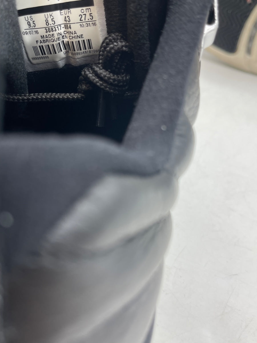 Jordan 12 Retro Low Playoffs 9.5 (Moderately Worn Pre-Owned) - Image 8